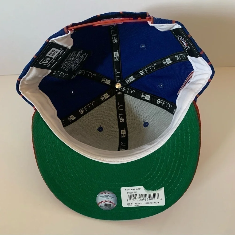 NWT. NEW ERA Chicago Cubs City Arch 9Fifty Snapback Hat